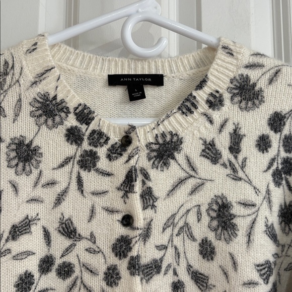 Ann Taylor Floral Knit Cardigan Sweater in Black, Gray and Cream - Picture 2 of 9